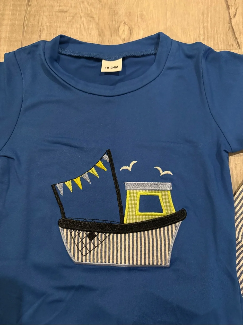 Toddler Boutique Boy Sailboat Shorts Set..18-24M